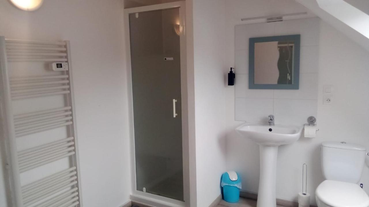 Отель Le Relais De Poste Orbigny Экстерьер фото
