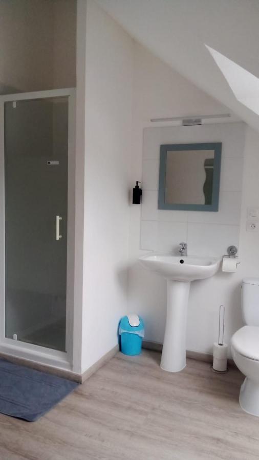 Отель Le Relais De Poste Orbigny Экстерьер фото